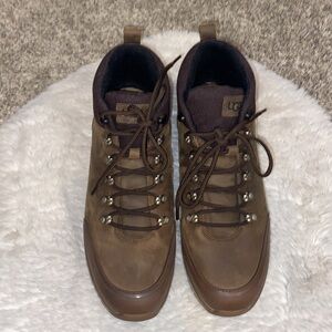UGG waterproof Olivert boot